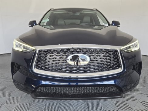 New 2025 INFINITI QX50 Luxe image 3