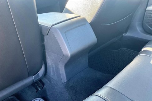 Certified 2022 Volkswagen Jetta SE w/ Panoramic Sunroof Package image 17