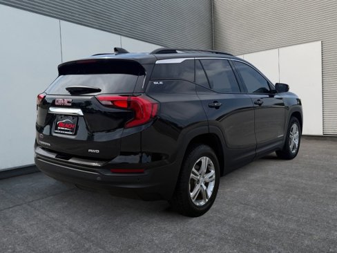 Used 2019 GMC Terrain SLE w/ Driver Convenience Package image 13