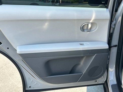 Used 2022 Hyundai Ioniq 5 SE w/ Cargo Package image 21