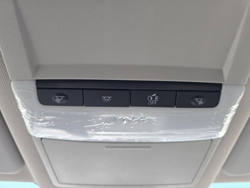 New 2025 Nissan Rogue S image 34