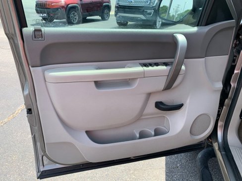 Used 2013 Chevrolet Silverado 1500 LT image 9