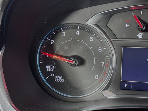 Used 2020 Chevrolet Traverse LT image 12