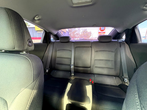 Used 2017 Chevrolet Malibu LS image 17