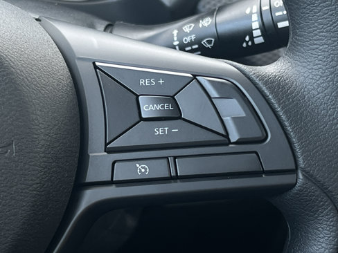 New 2025 Nissan Kicks Play S image 20