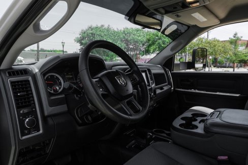 Used 2016 RAM 3500 Tradesman w/ Chrome Appearance Group image 3