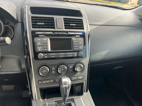 Used 2011 MAZDA CX-9 Touring w/ Moonroof & Bose Audio Pkg image 12