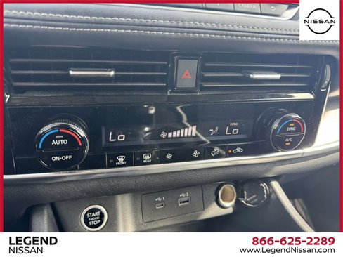 Used 2021 Nissan Rogue SV image 24