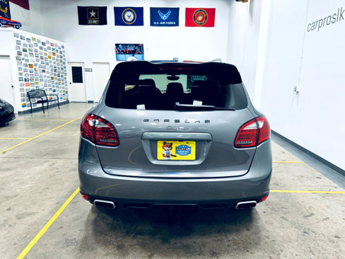 Used 2013 Porsche Cayenne image 6