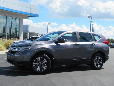Used 2017 Honda CR-V LX image 2