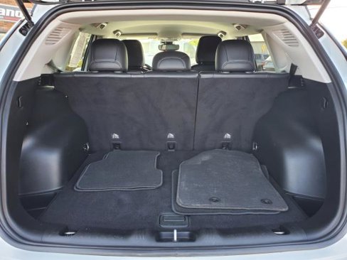 Used 2022 Jeep Compass Limited image 26
