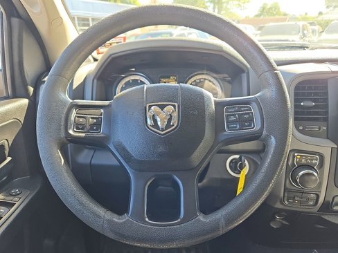 Used 2019 RAM 1500 Express image 24