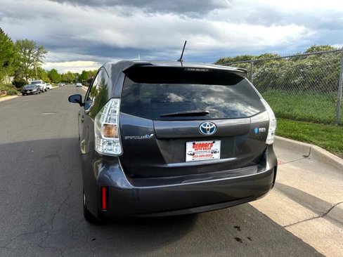 Used 2014 Toyota Prius V Two image 3