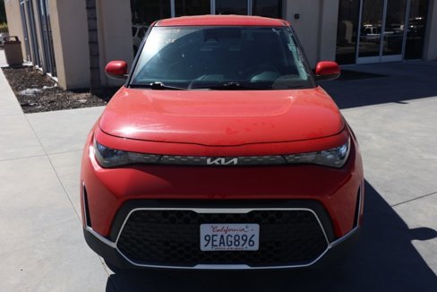 Used 2023 Kia Soul LX w/ LX Technology Package image 9