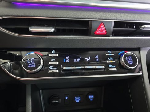 Used 2020 Hyundai Sonata Limited w/ Preferred Accessory Package image 20