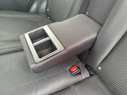 Used 2016 Toyota RAV4 LE image 33