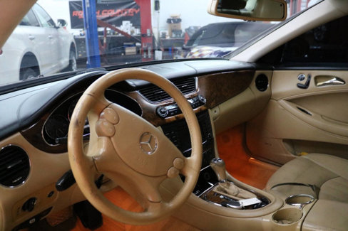 Used 2006 Mercedes-Benz CLS 500 image 7