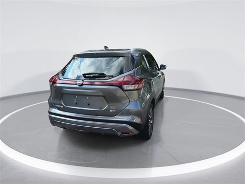 Used 2024 Nissan Kicks SV image 7