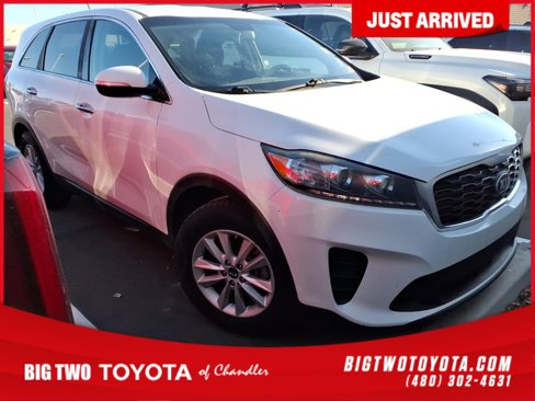 Used 2020 Kia Sorento LX image 1