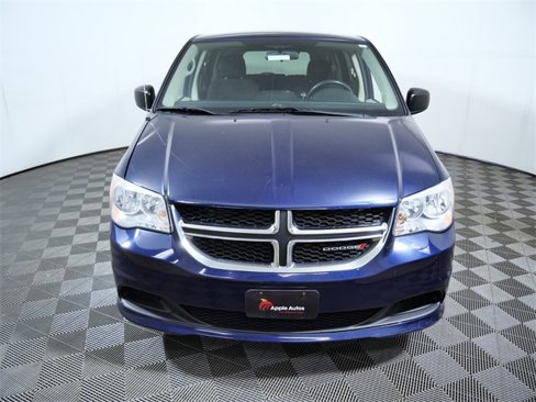 Used 2012 Dodge Grand Caravan SE image 3