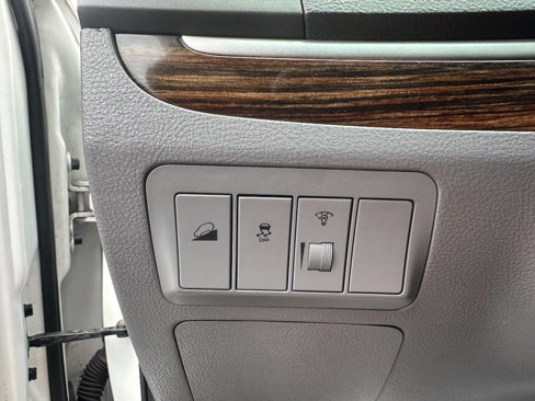 Used 2012 Hyundai Santa Fe GLS image 17