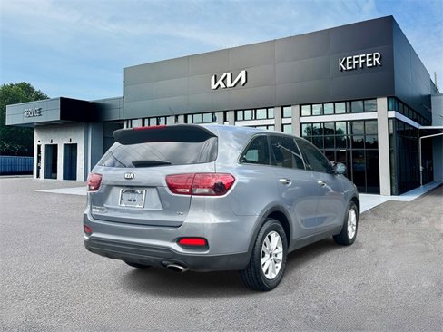 Used 2020 Kia Sorento LX image 8