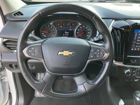 Used 2020 Chevrolet Traverse LT image 10