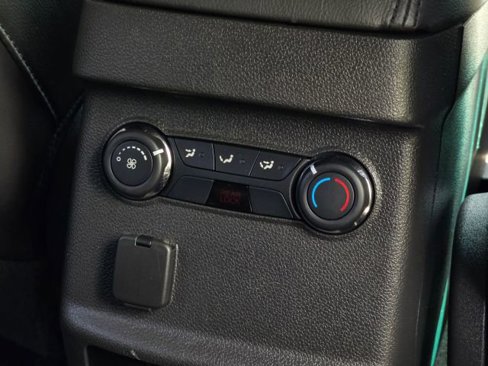 Used 2015 Ford Explorer XLT w/ Equipment Group 202A image 25