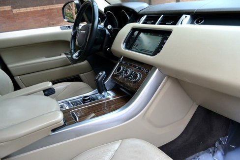 Used 2015 Land Rover Range Rover Sport HSE image 26