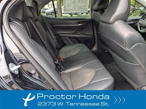 Used 2023 Toyota Camry SE image 31