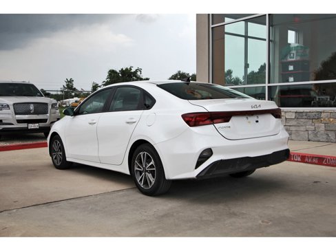 Used 2023 Kia Forte LXS image 4