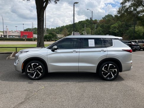 Used 2023 Mitsubishi Outlander SEL image 7