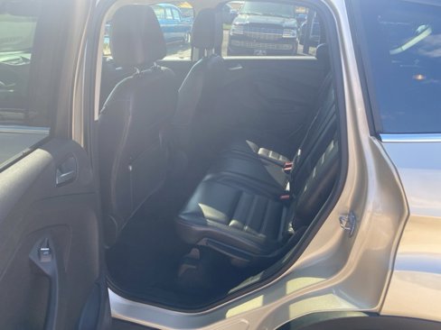 Used 2017 Ford Escape Titanium image 16