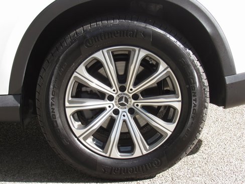 Certified 2025 Mercedes-Benz GLC 300 4MATIC image 35