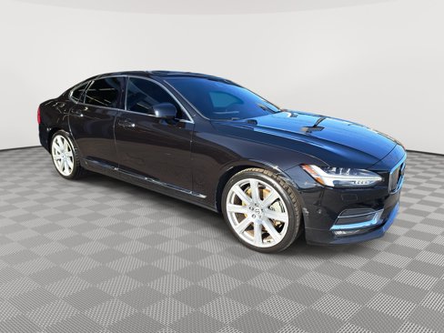 Used 2017 Volvo S90 T6 Inscription w/ Vision Package image 4