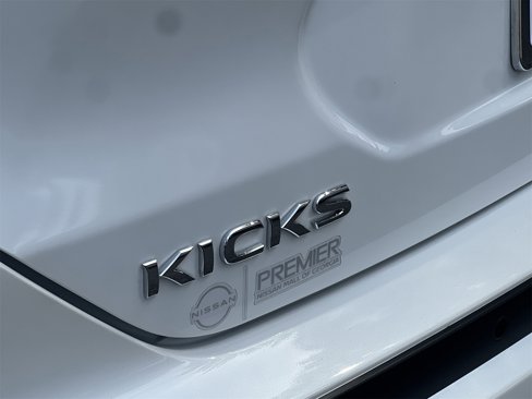 Certified 2024 Nissan Kicks SV image 30