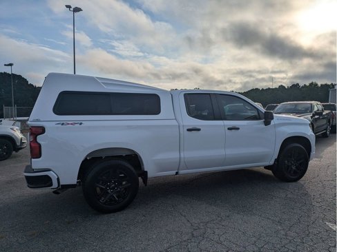Used 2023 Chevrolet Silverado 1500 Custom image 6