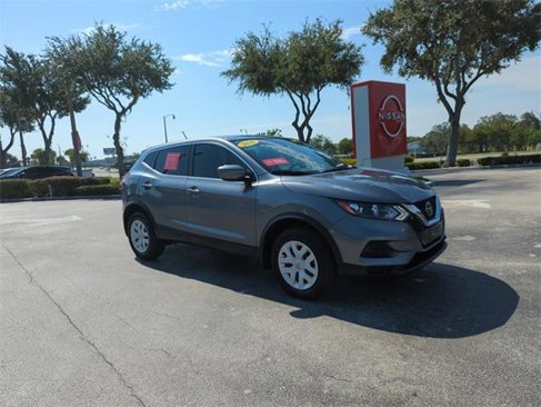 Certified 2020 Nissan Rogue Sport S image 2