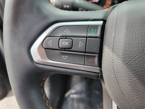 Used 2022 Jeep Compass Limited image 14