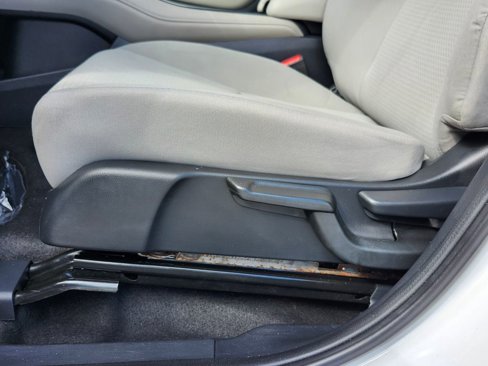 Certified 2021 Honda HR-V LX image 6