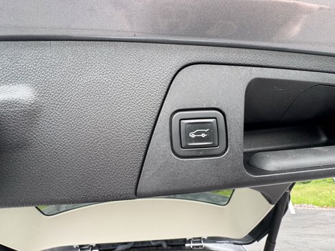 Certified 2020 Buick Envision Premium image 38