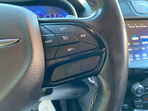 Used 2021 Chrysler 300 S image 59