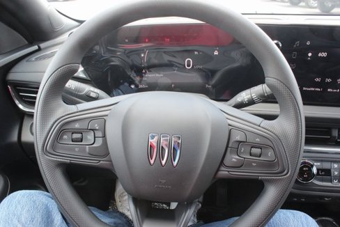 New 2025 Buick Envista Preferred w/ Convenience II Package image 4