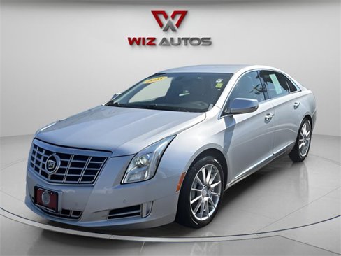 Used 2013 Cadillac XTS Luxury image 1