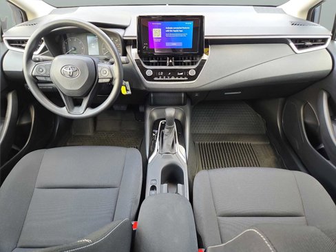 Used 2025 Toyota Corolla LE image 14