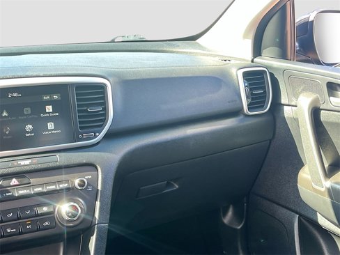 Used 2022 Kia Sportage LX image 21