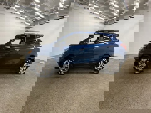 Used 2019 Buick Encore Preferred image 3
