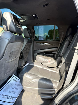 Used 2018 Cadillac Escalade Platinum image 13