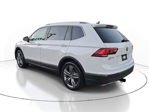 Used 2020 Volkswagen Tiguan SEL image 4
