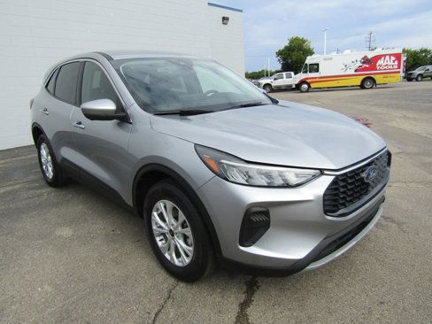 Used 2023 Ford Escape Active w/ Tech Pack #2 image 8